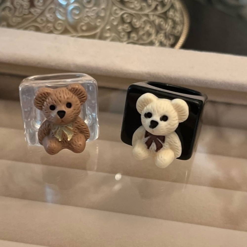 2 Bear Resin Rings